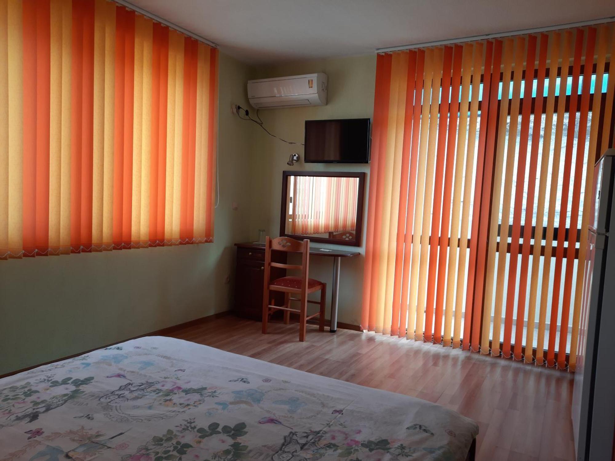 סנדנסקי Motel Elegance מראה חיצוני תמונה